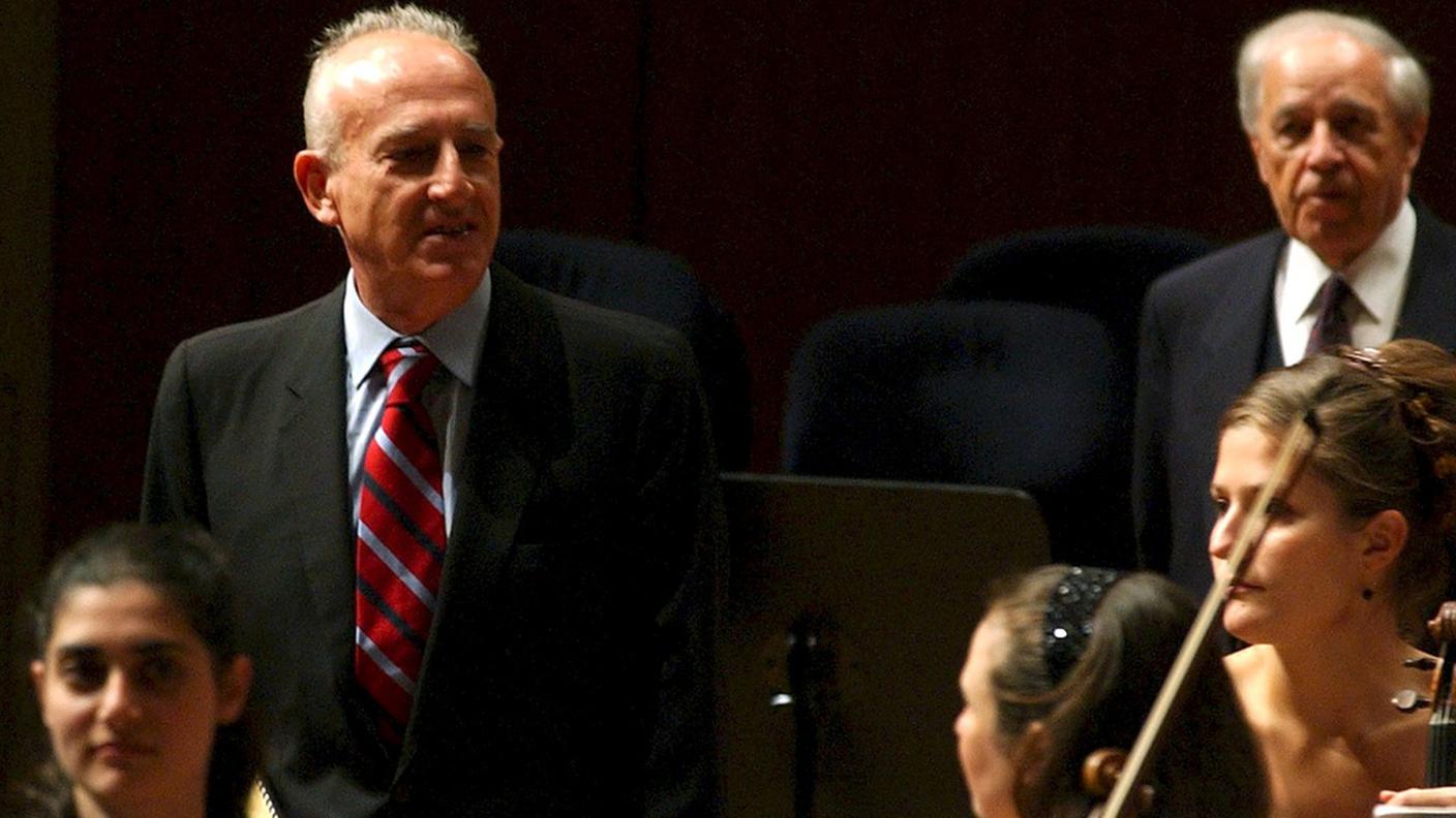 Il pianista Maurizio Pollini (a sinistra) è un ospite fisso