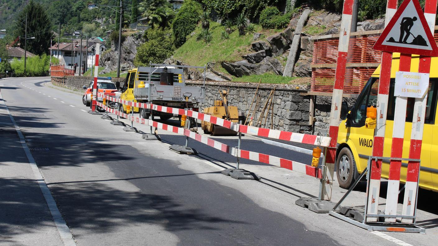 Ferite leggere per una ragazzina in bici