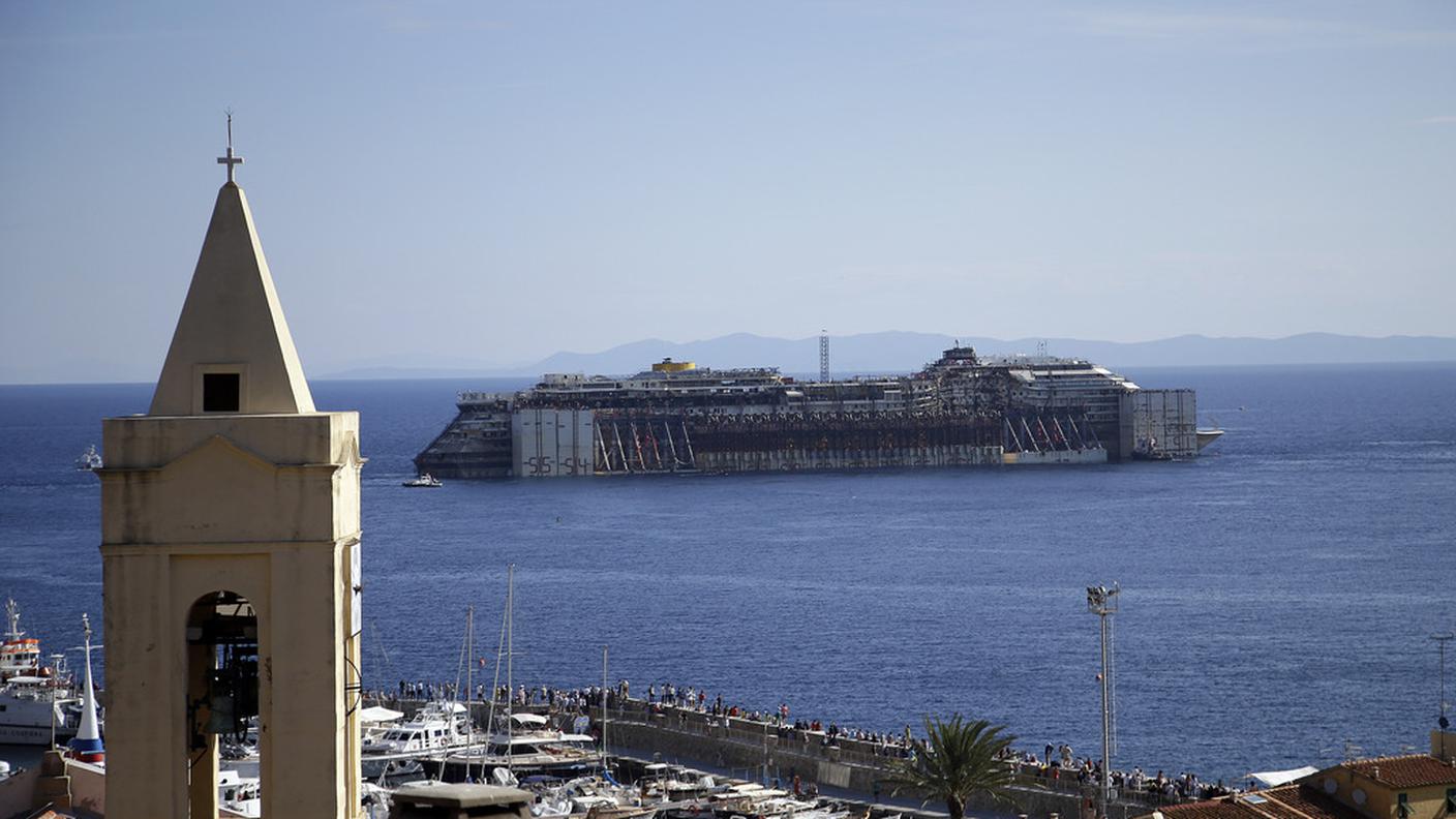 Iniziato l'ultimo viaggio della Costa Concordia