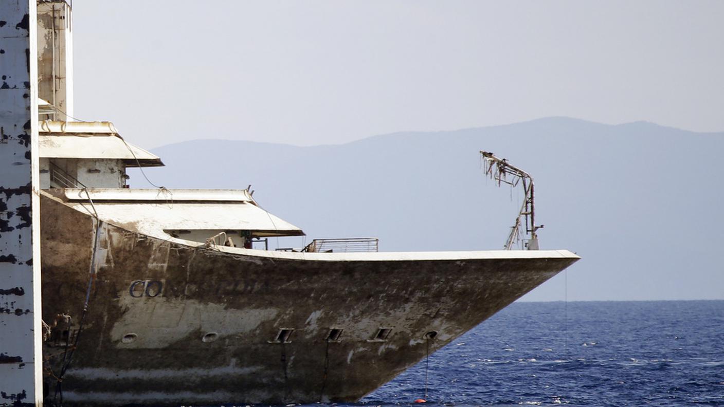 Iniziato l'ultimo viaggio della Costa Concordia