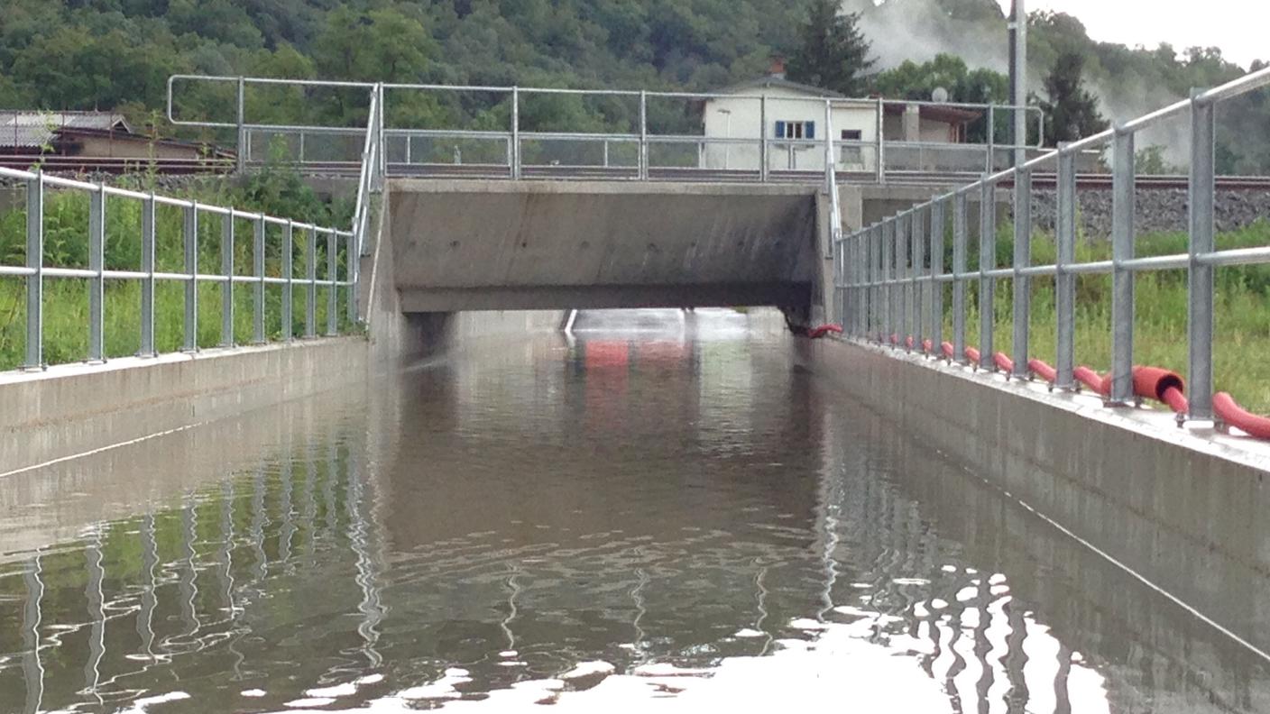 Il furgone è sott'acqua