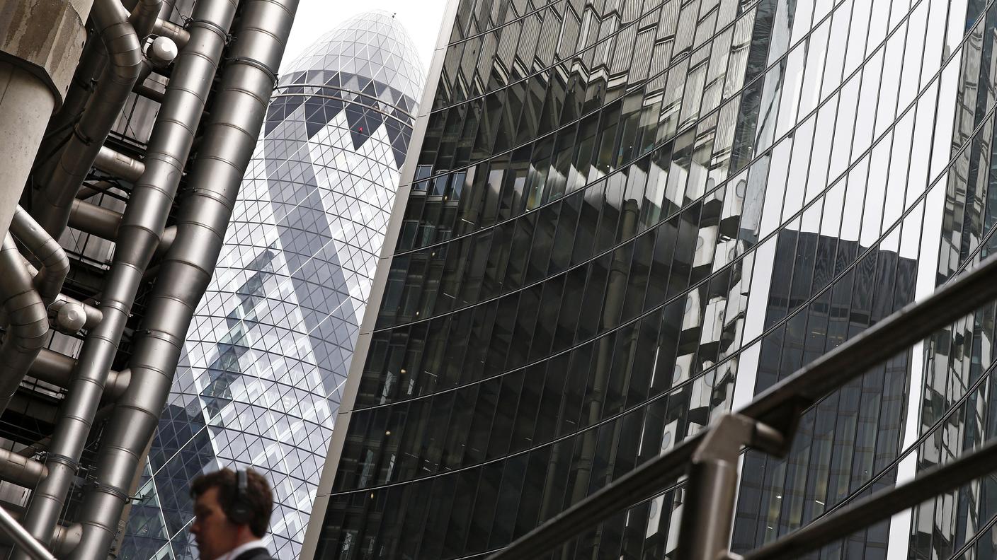 L'edificio è appartenuto alla Swiss Re fino al 2007