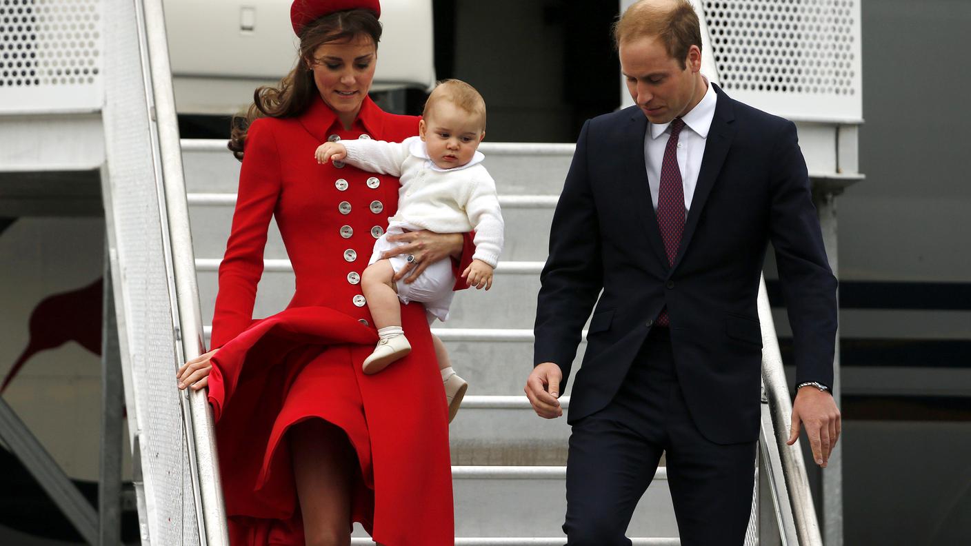 Kate, William e George in un'immagine del 7 aprile scorso