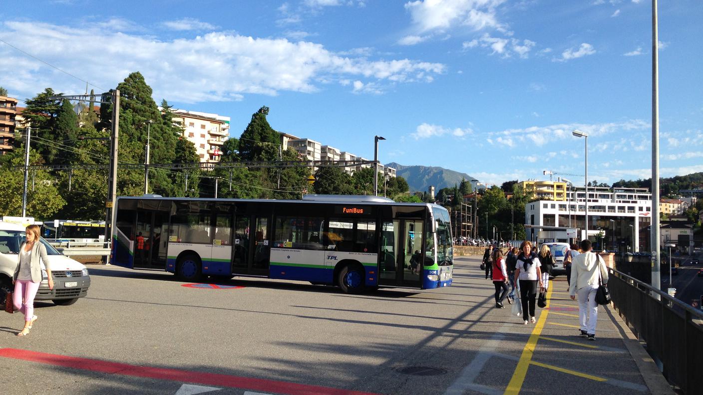 Lugano, primo giorno senza la funicolare