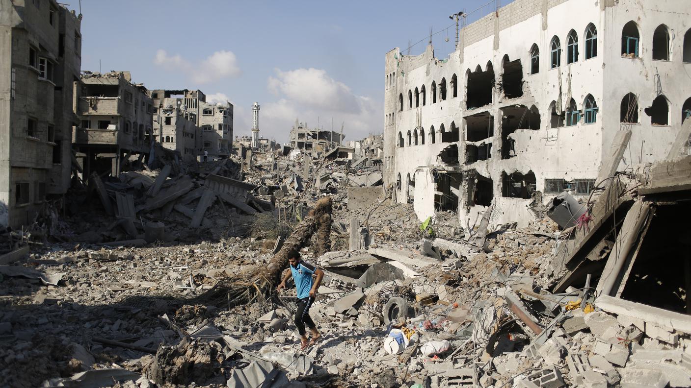 Su Gaza continueranno i bombardamenti