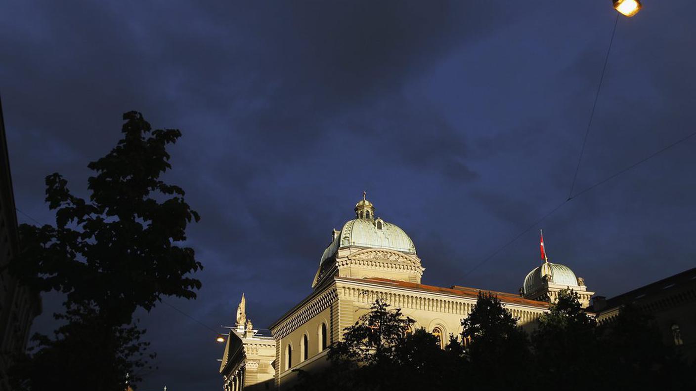 La SECO allunga la lista nera