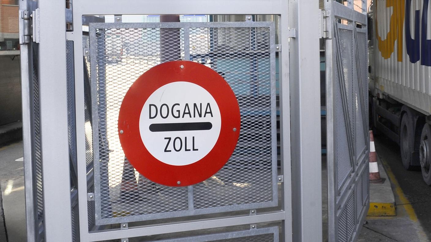 Se si hanno più di 10'000 euro in contanti, bisogna dichiararli