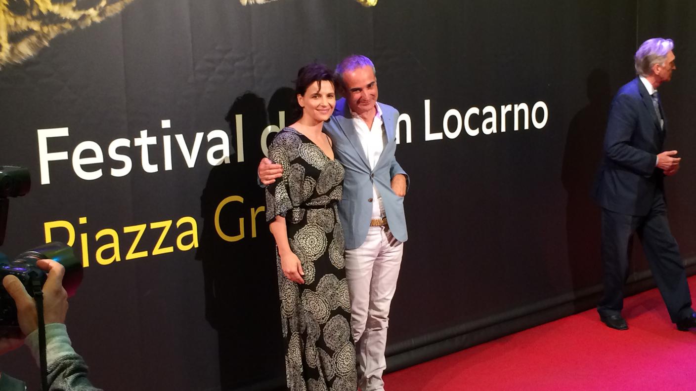 Juliette Bineche e Olivier Assayas sul tappeto rosso