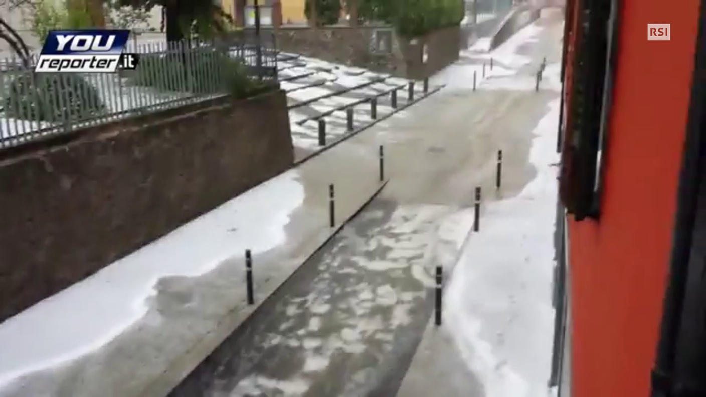 Alcune immagini della grandinata