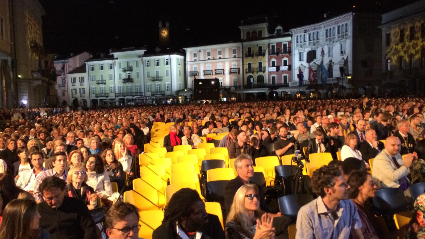 Una Piazza Grande gremita di gente