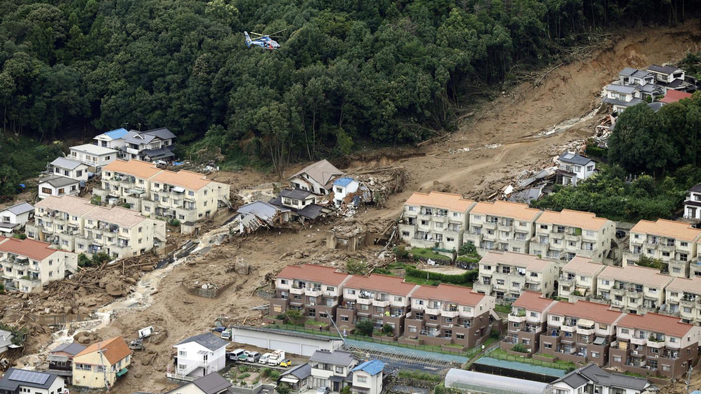 Il maltempo provoca decine di morti a Hiroshima