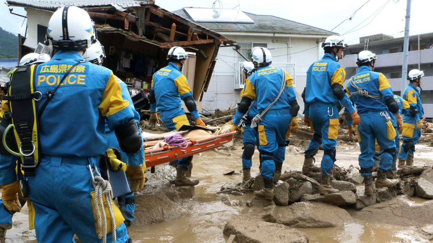 Il maltempo provoca decine di morti a Hiroshima