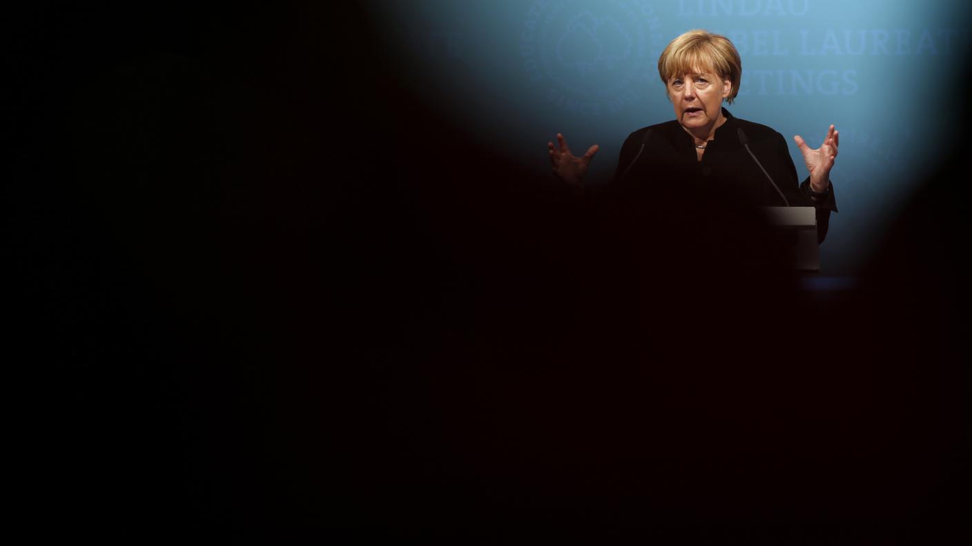 La cancelliera tedesca Angela Merkel: "Nessun intervento diretto"
