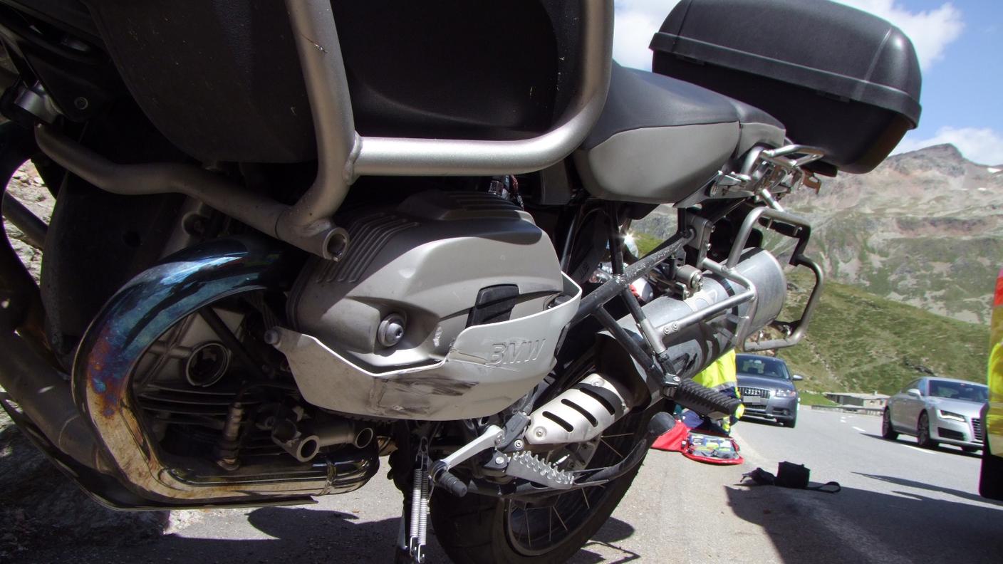 Ancora un motociclista coinvolto in un incidente 