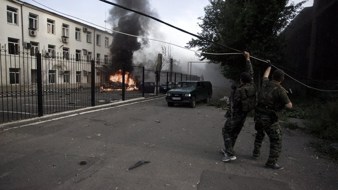 Combattenti a Donetsk