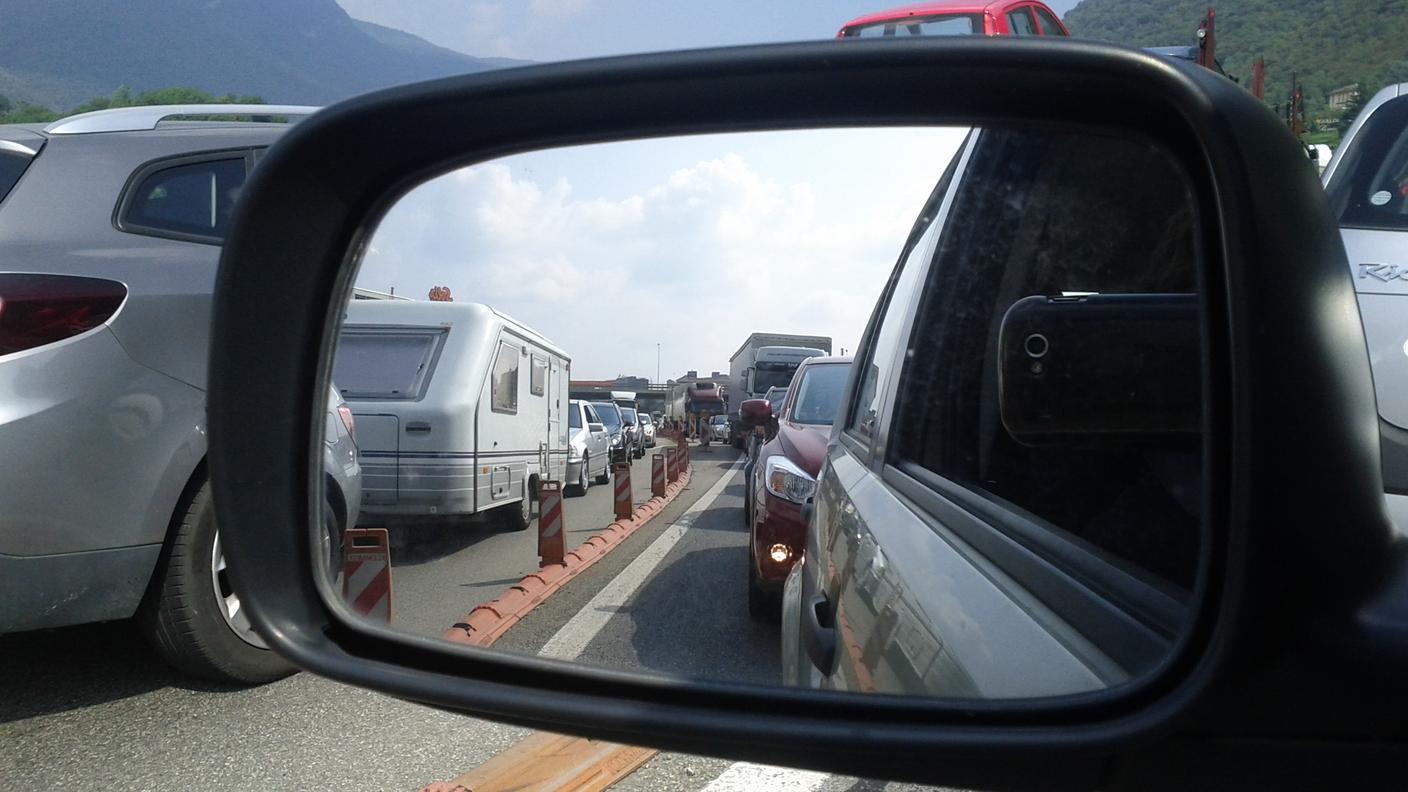 Automobilisti costretti a pazientare