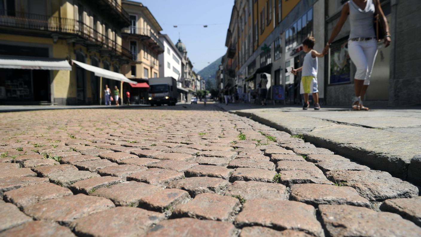 Sarà sistemato anche il porfido di Viale Stazione