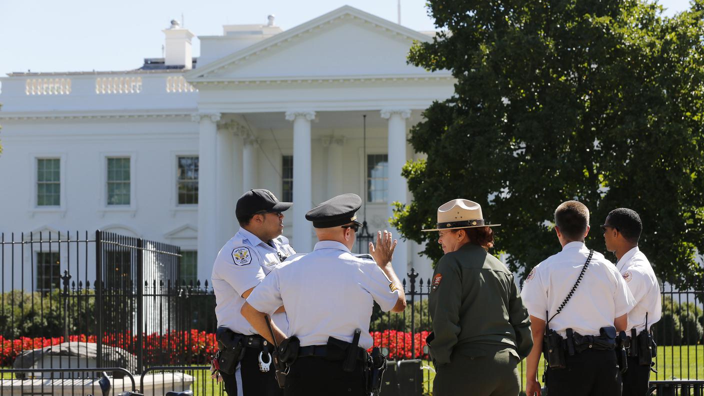 Potenziata la sorveglianza per la Casa Bianca a Washington