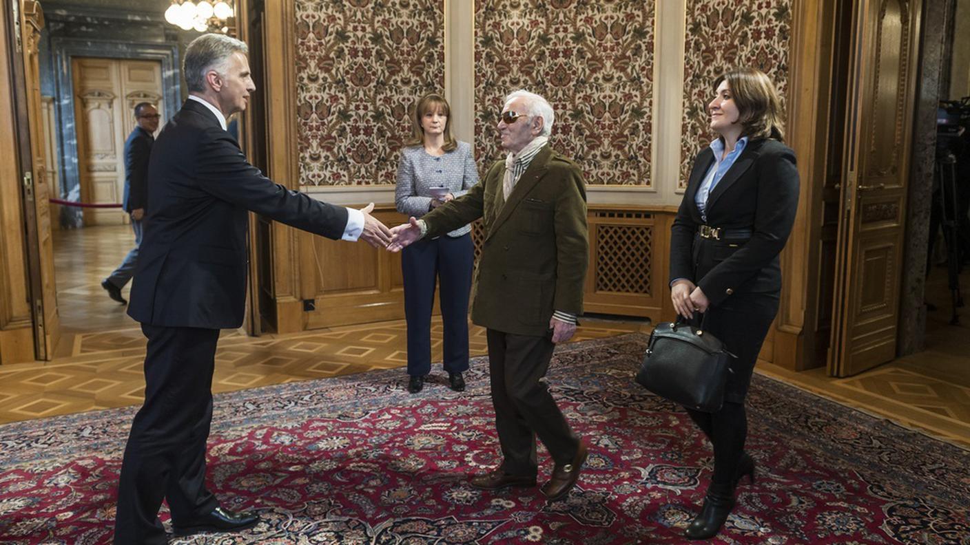 Incontro tra Didier Burkhalter e Charles Aznavour il 15 gennaio scorso