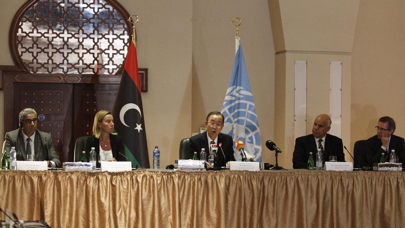 Ban Ki moon, sulla sinistra Federica Mogherini