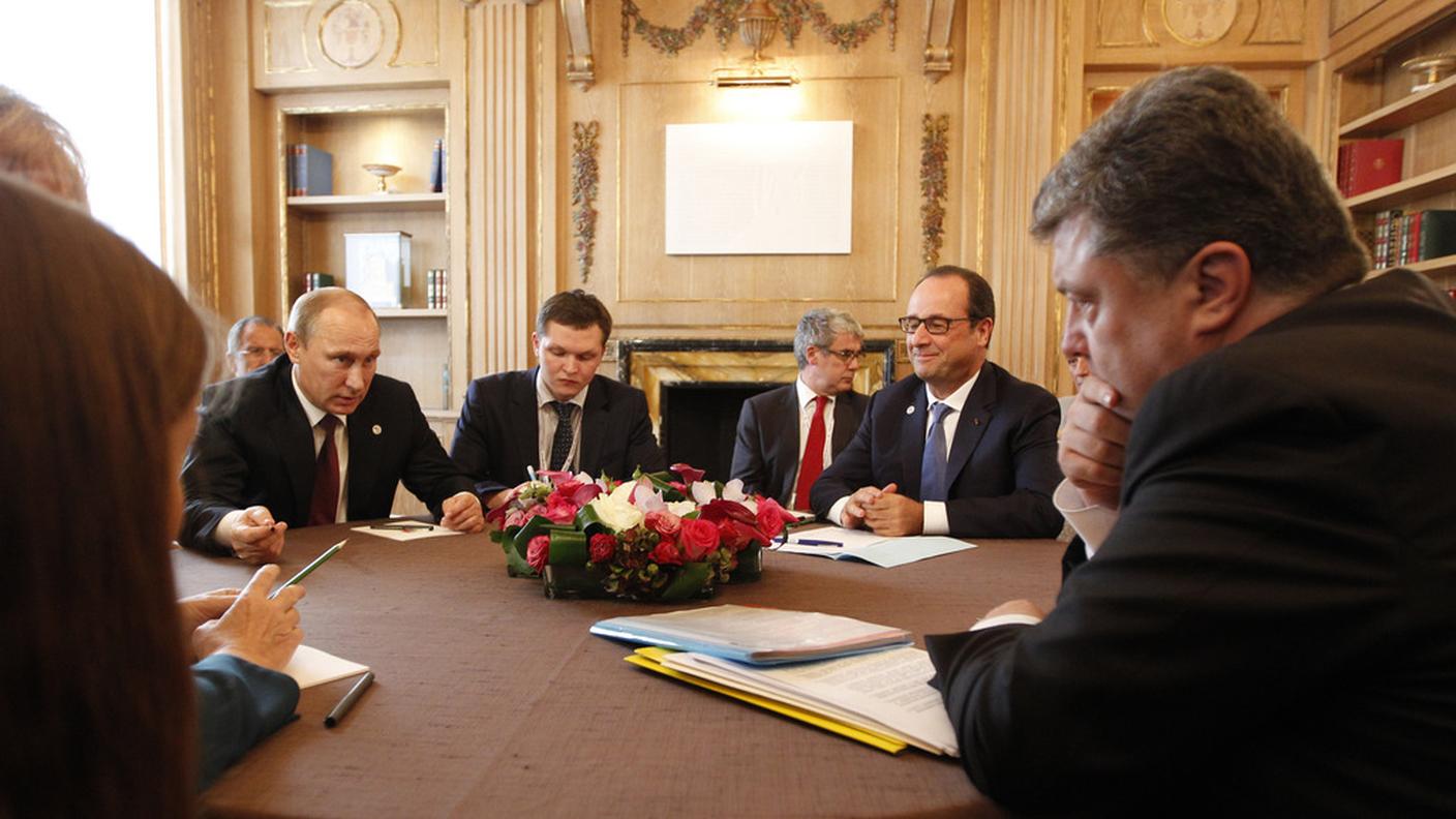 Putin e Poroshenko, per una volta uno in faccia all'altro