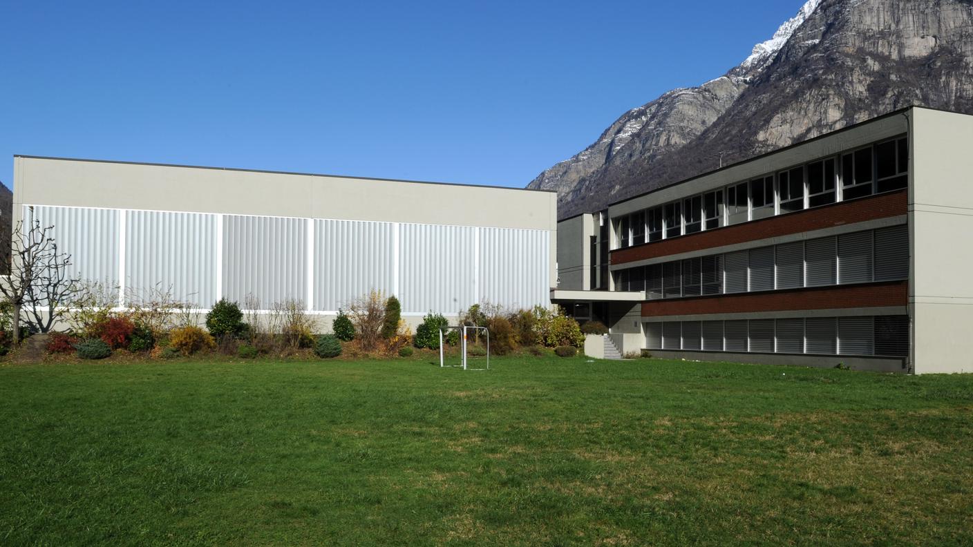 La scuola media di Lodrino