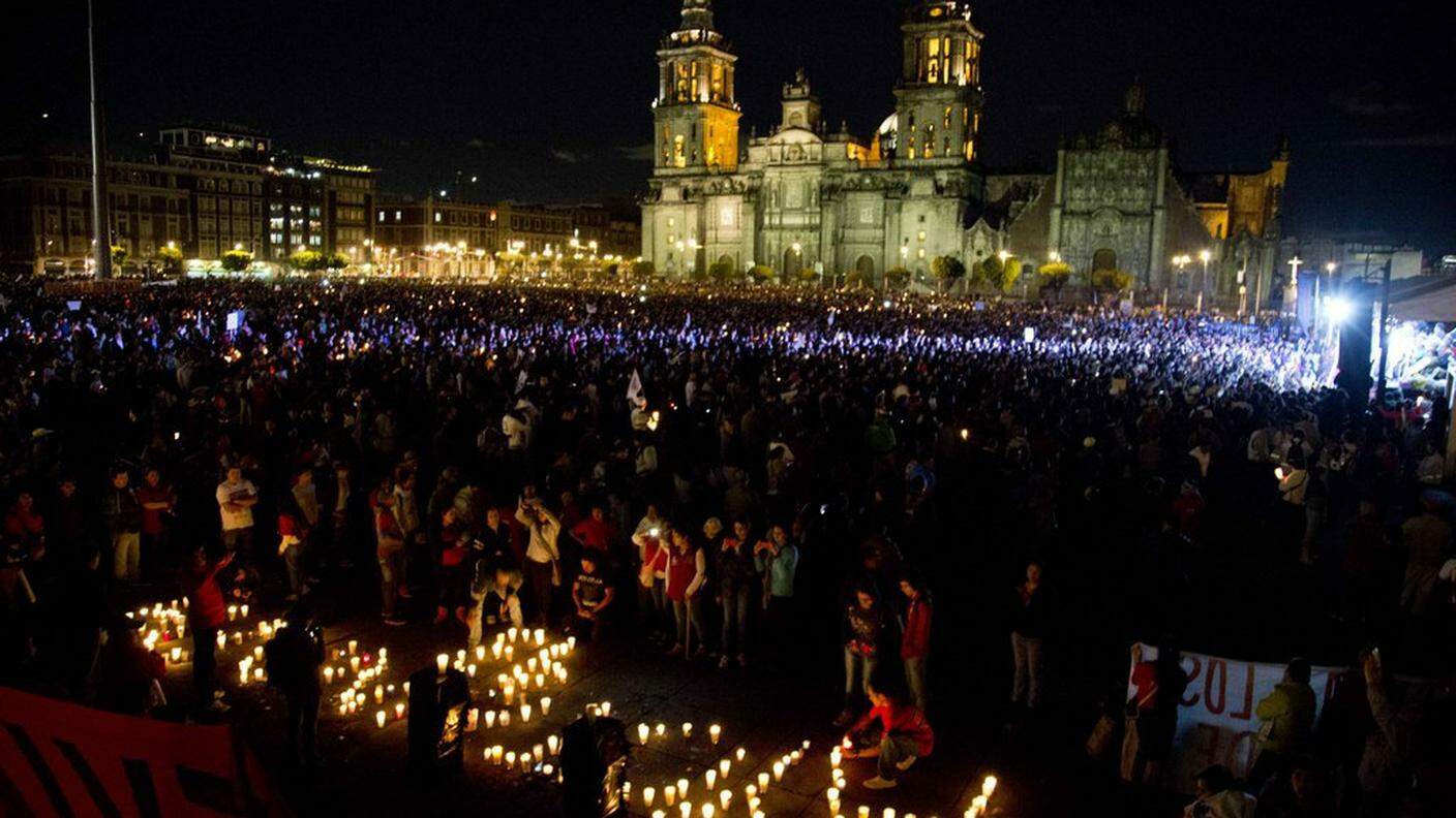 Manifestazione a Città del Messico il 22 ottobre 2014