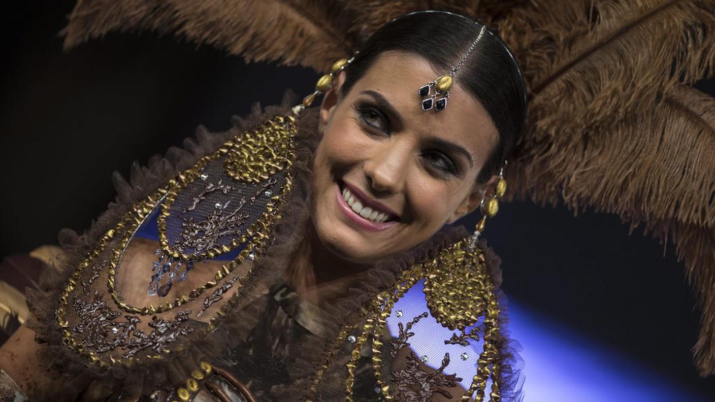 Le creazioni in cioccolato degli stilisti al Chocolate Fashion Show che ha preceduto la fiera