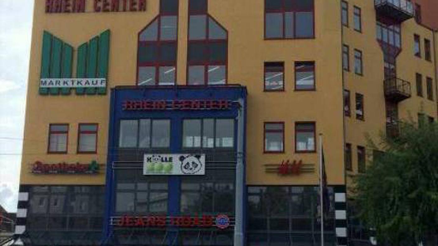La lite tra donne è scoppiata in un ristorante del centro commerciale