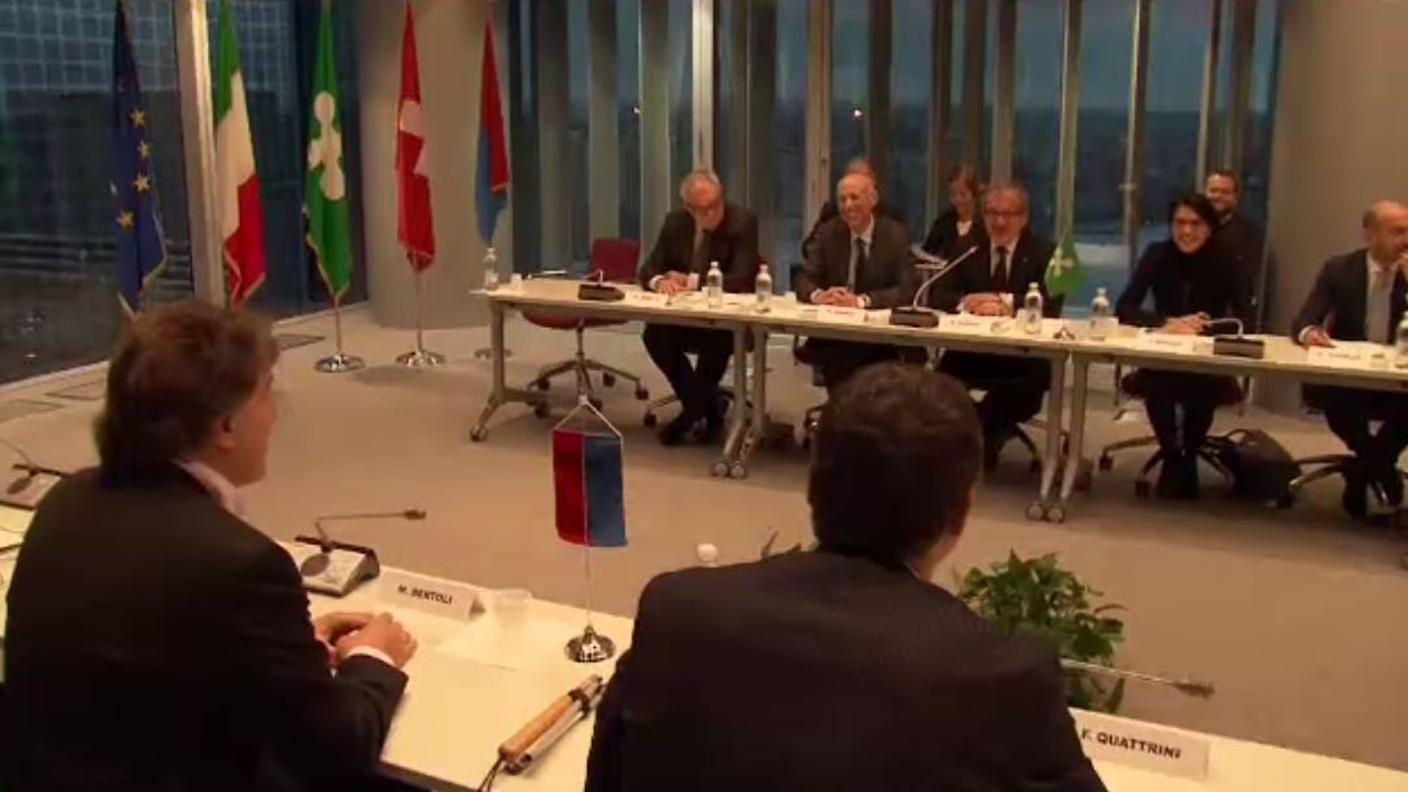 milano incontro bertoli-maroni.JPG