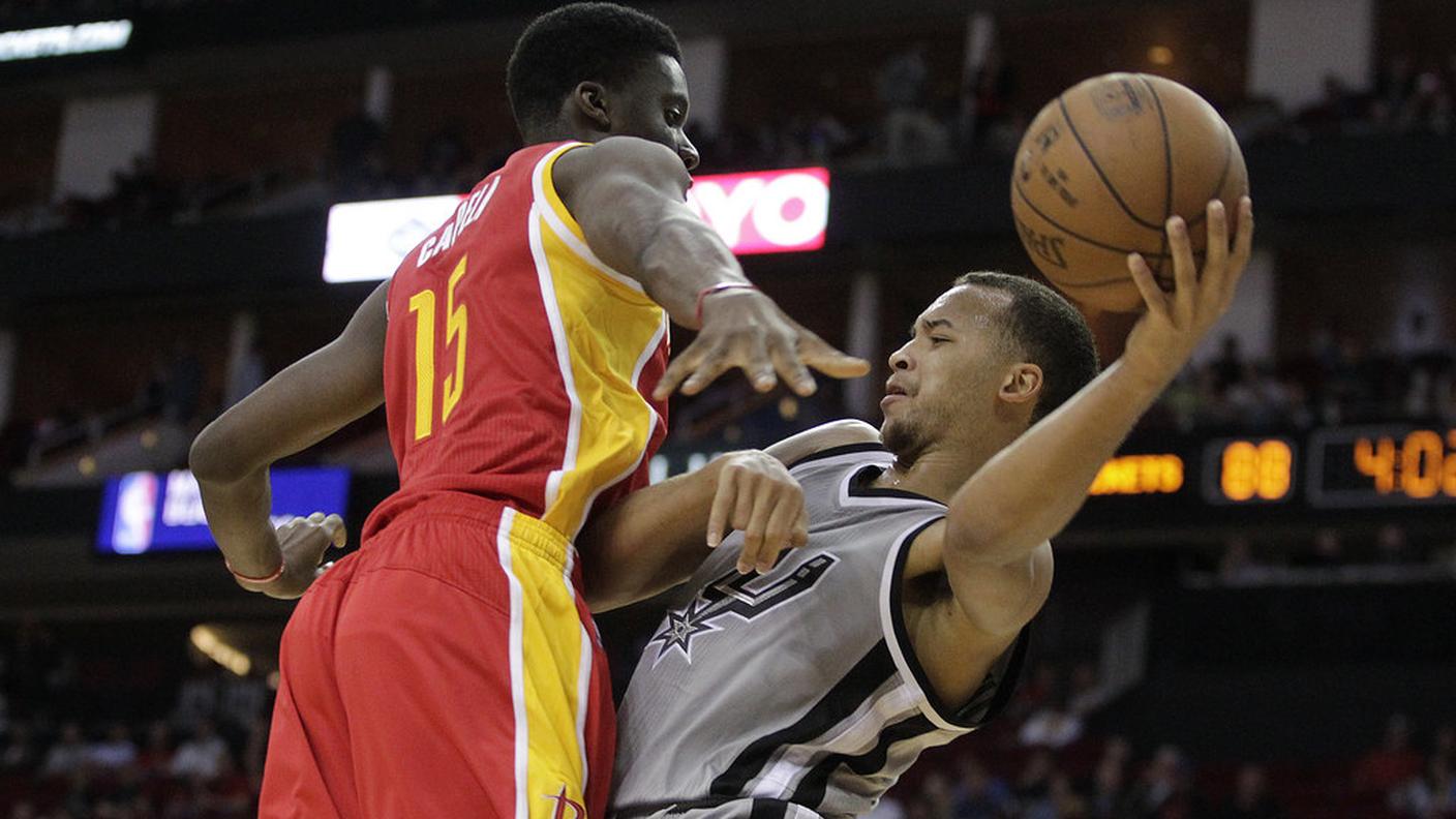 I Rockets di Capela sono ancora imbattuti