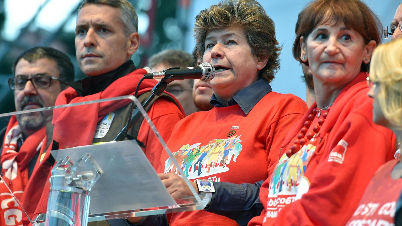 La leader della CGIL Susanna Camusso in piazza sabato a Roma