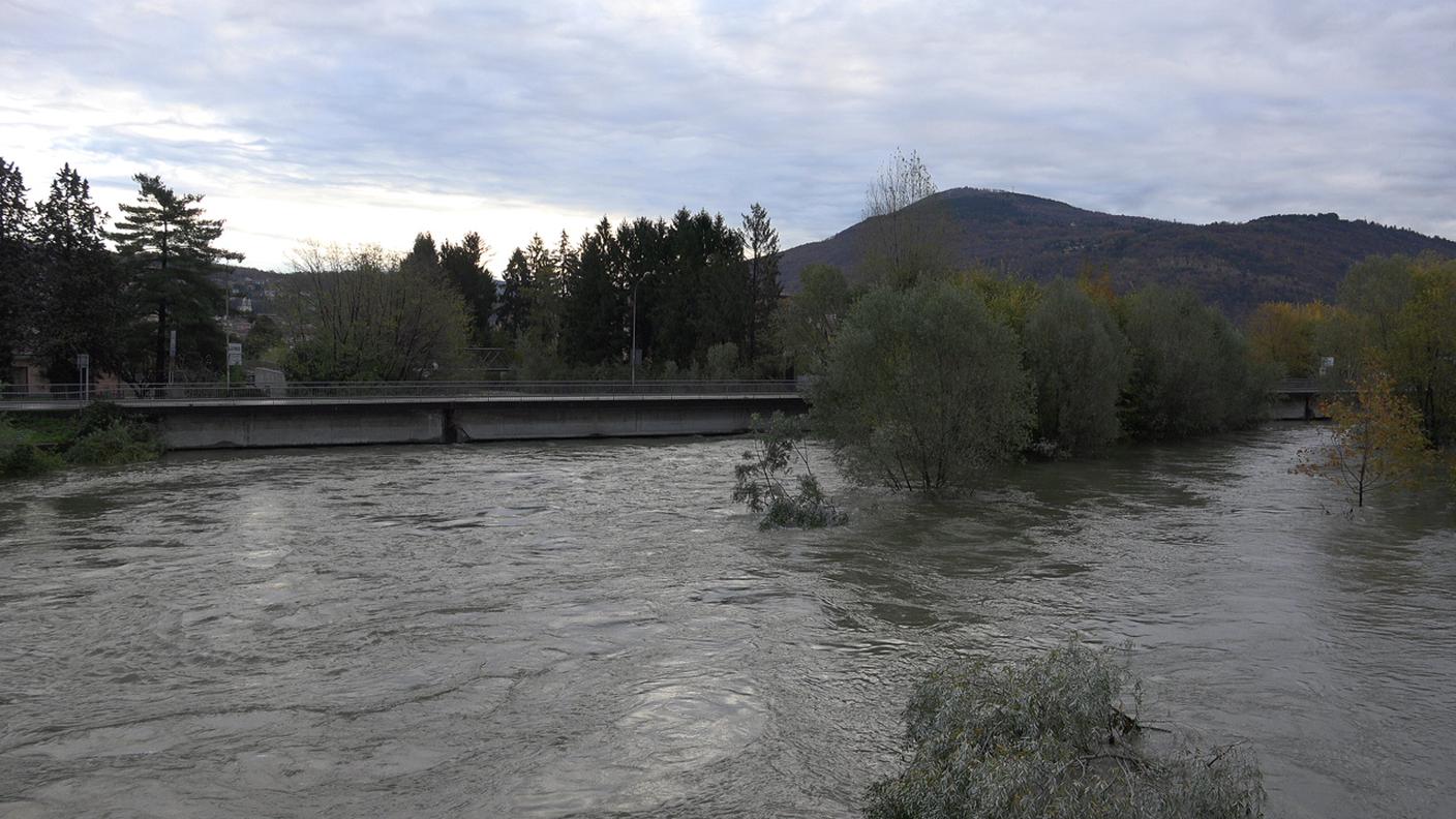 La Tresa ha raggiunto valori record come altezza e portata d'acqua RSI.jpg