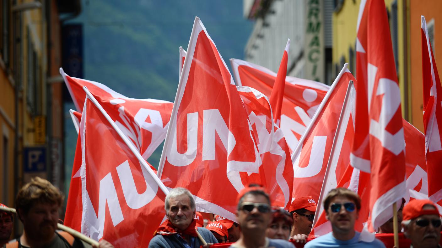Una manifestazione di lavoratori organizzata da UNIA
