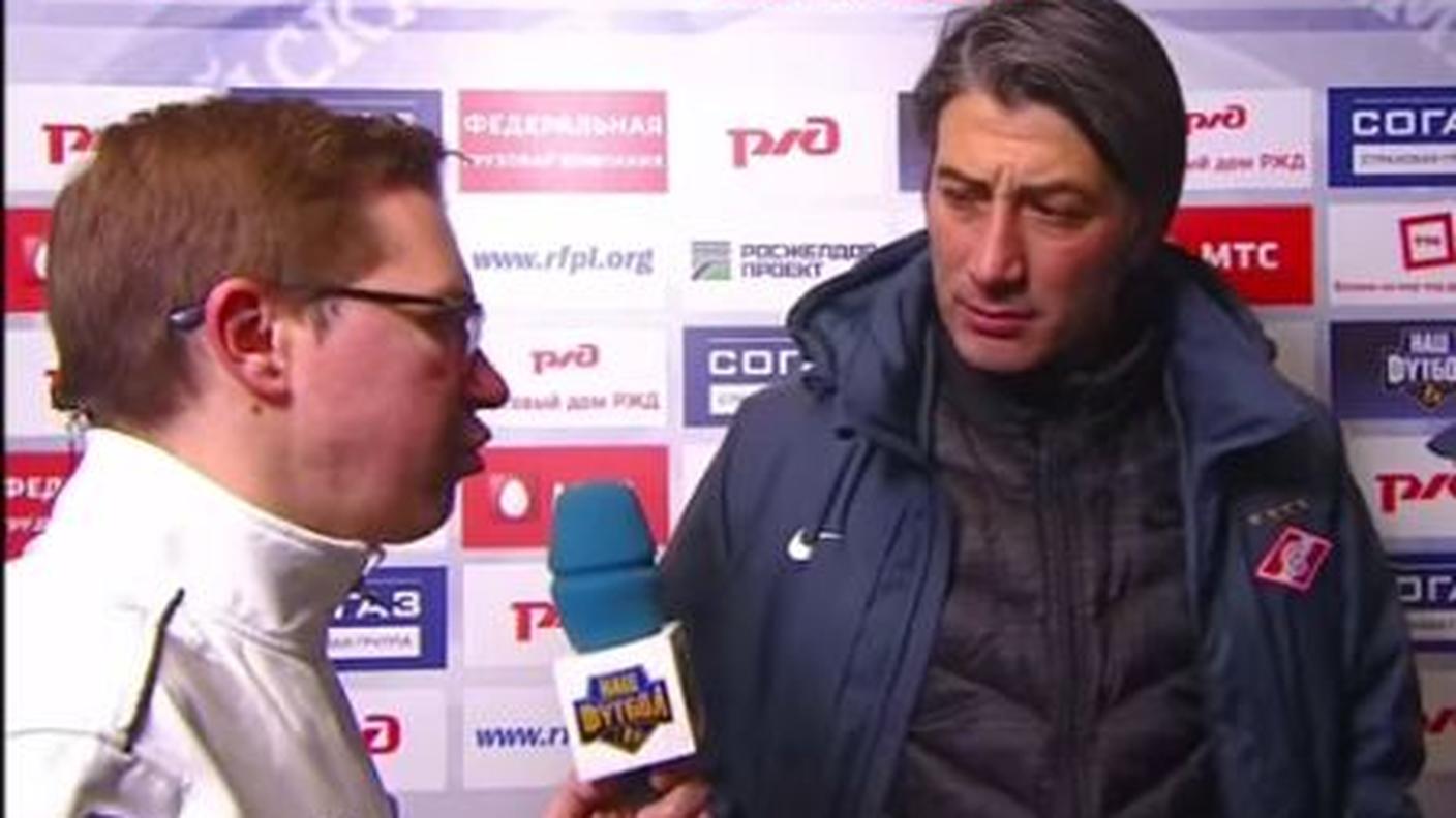 "La tua opinione non interessa a nessuno"