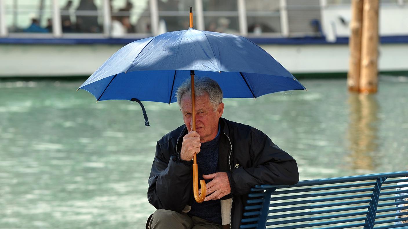 Piove, la gatta non si muove... figurarsi i turisti