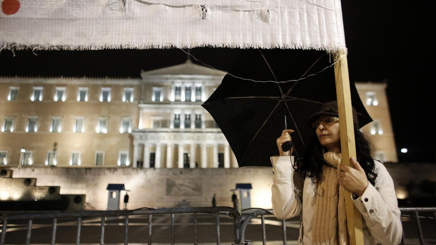 La piazza protesta contro l'austerity