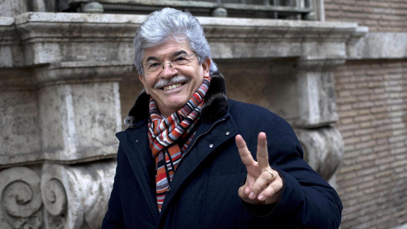 Il senatore forzista Antonio Razzi, ospite di Albachiara giovedì 11