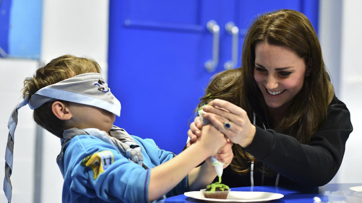 Dopo aver aiutato i bambini, anche la principessa si è prestata al gioco