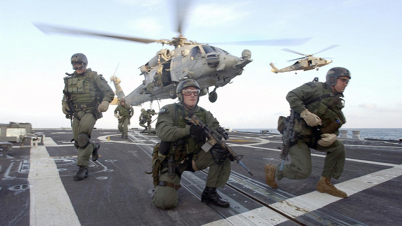 Un gruppo di militari del corpo speciale della marina statunitense