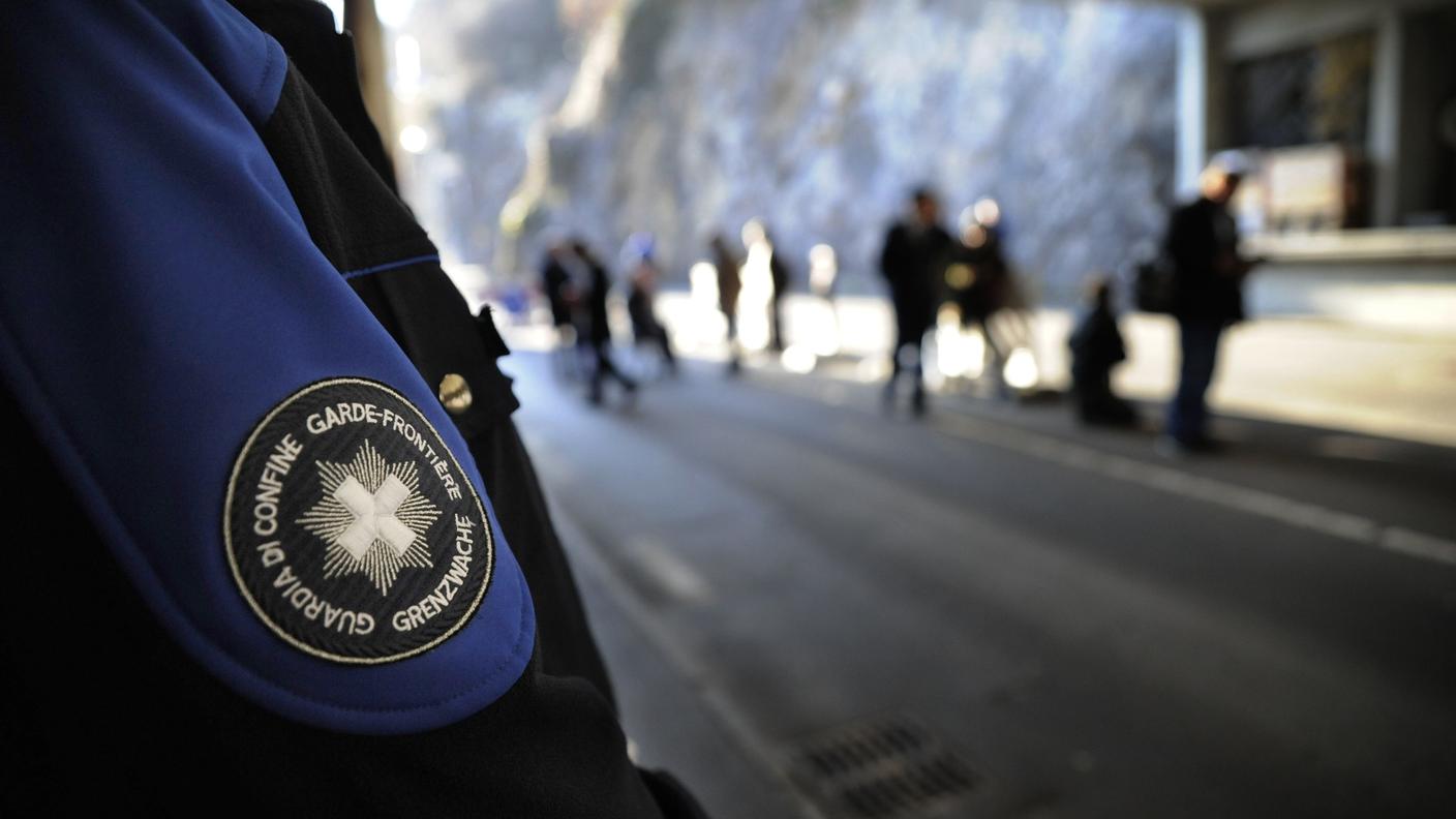 La famiglia siriana è stata bloccata dalle guardie di confine a Gandria
