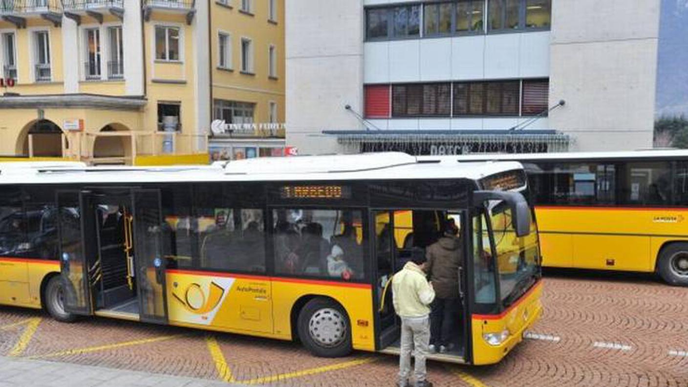 Anche i mezzi di Autopostale non possono più fermarsi alla stazione