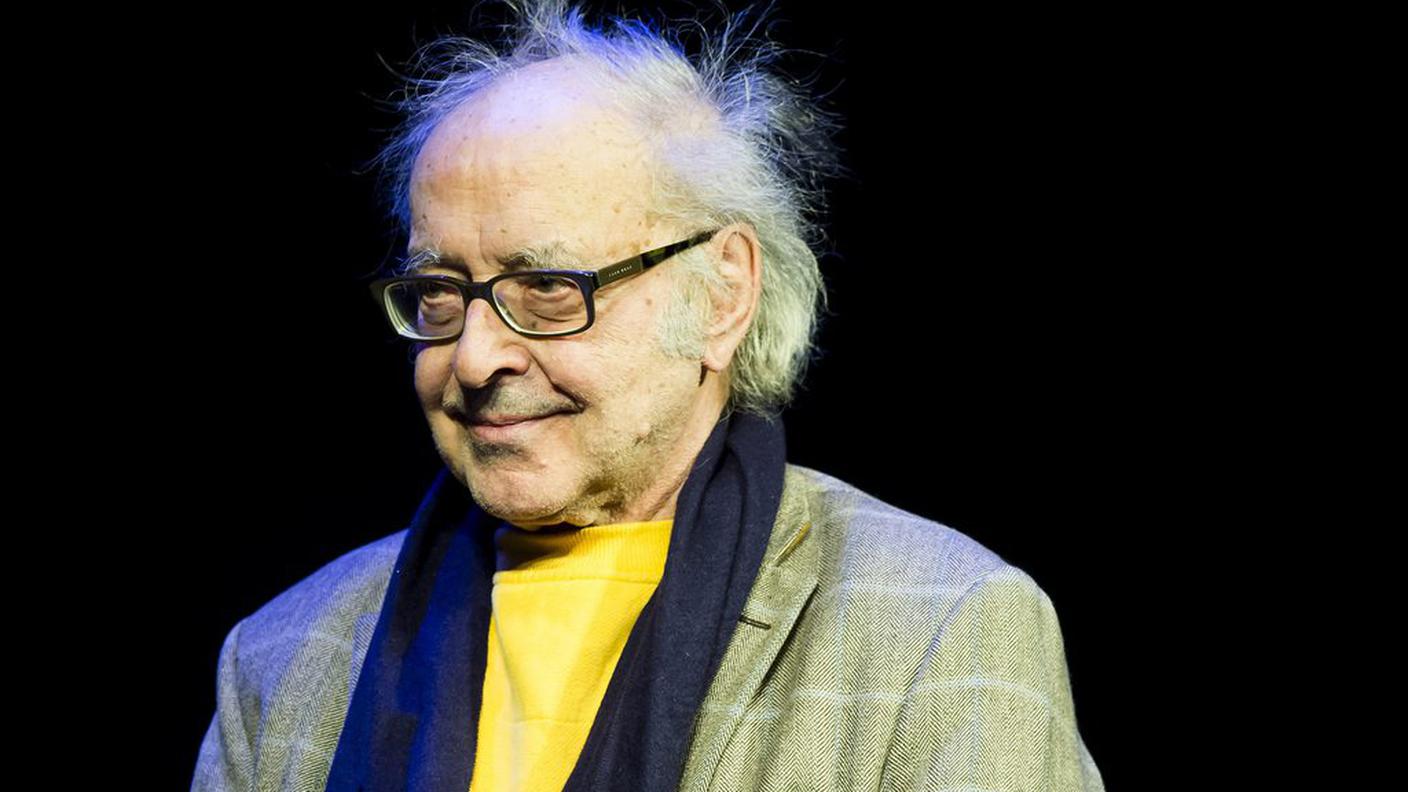 Godard è nato a Parigi in una ricca famiglia svizzera  