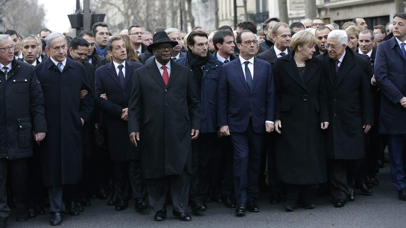 I leader mondiali accanto al presidente francese Hollande