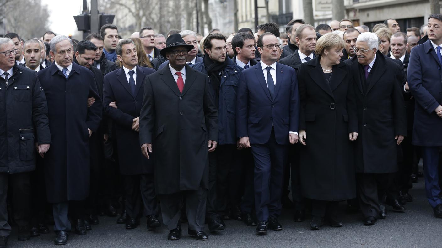 I leader mondiali accanto al presidente francese Hollande