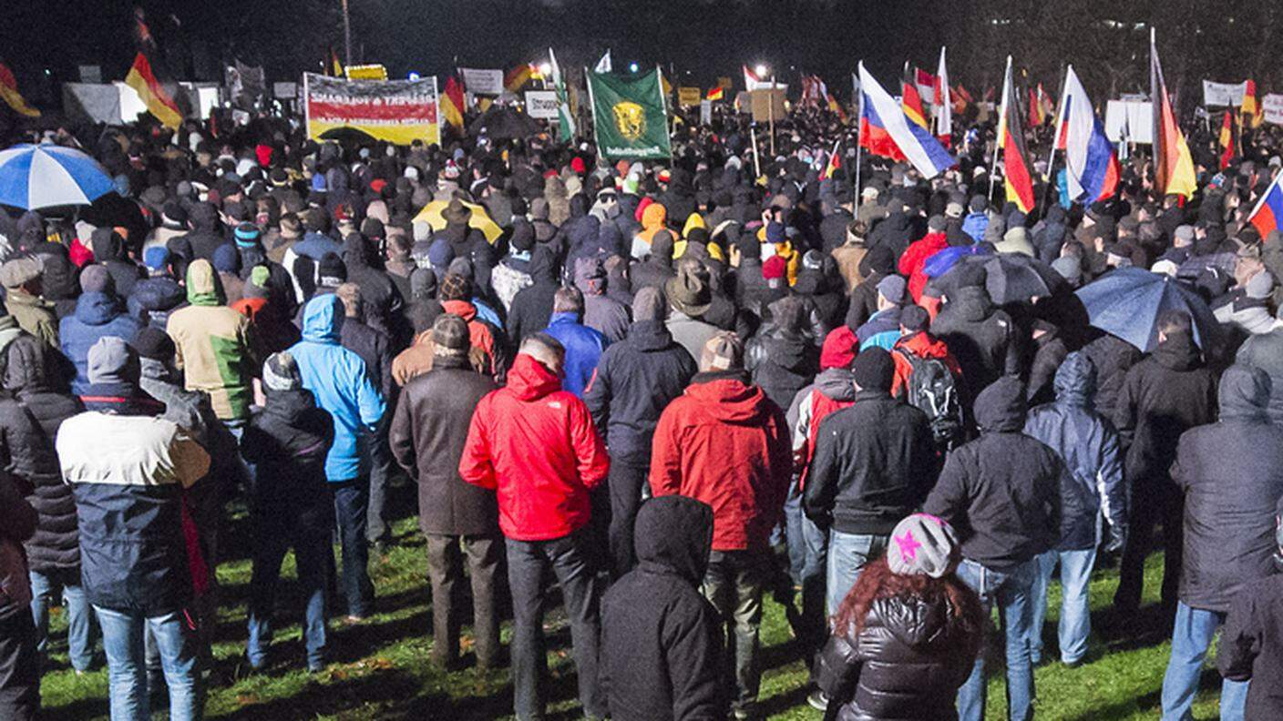 "Patrioti europei contro l'islamizzazione dell'occidente" a Dresda il 5 gennaio 