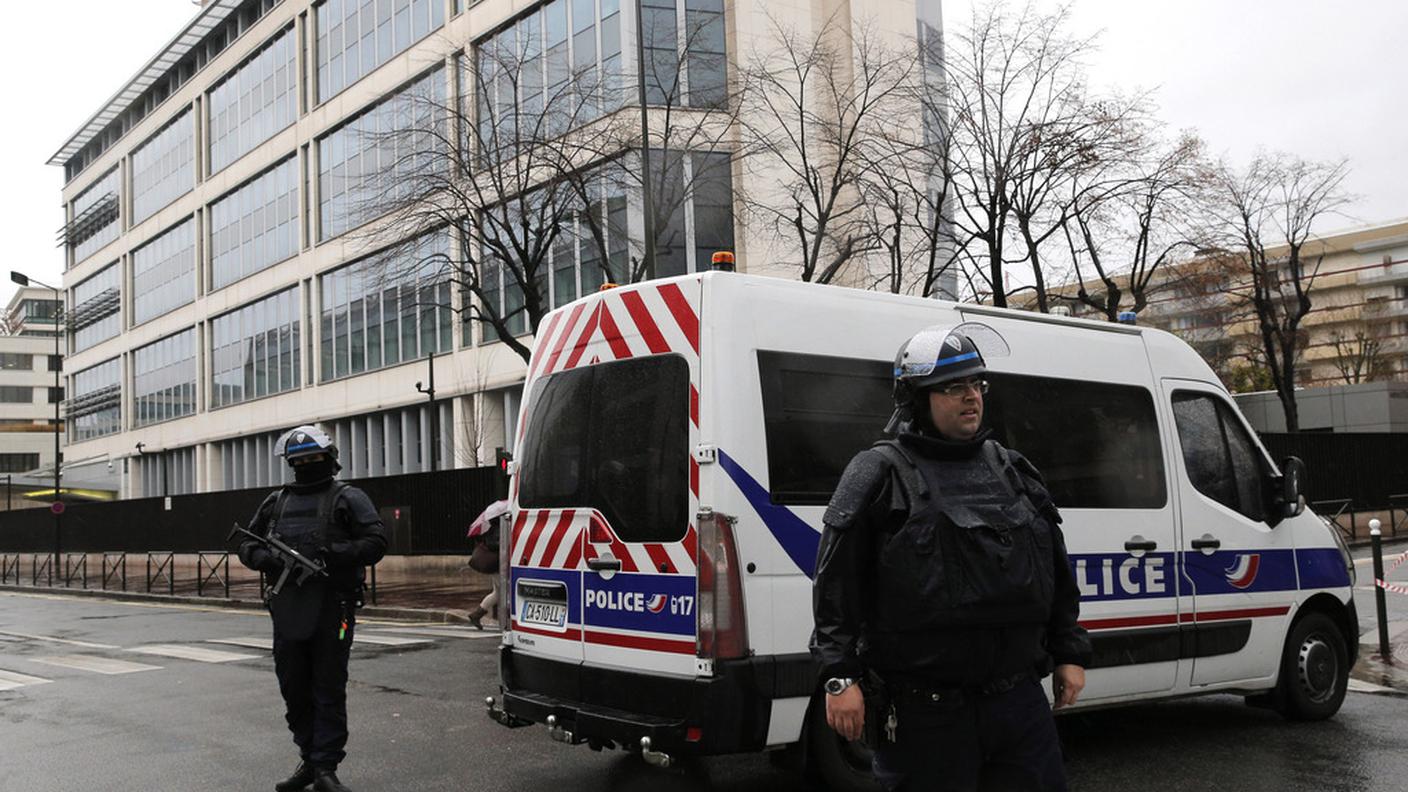 Posti di blocco e controlli a tappeto
