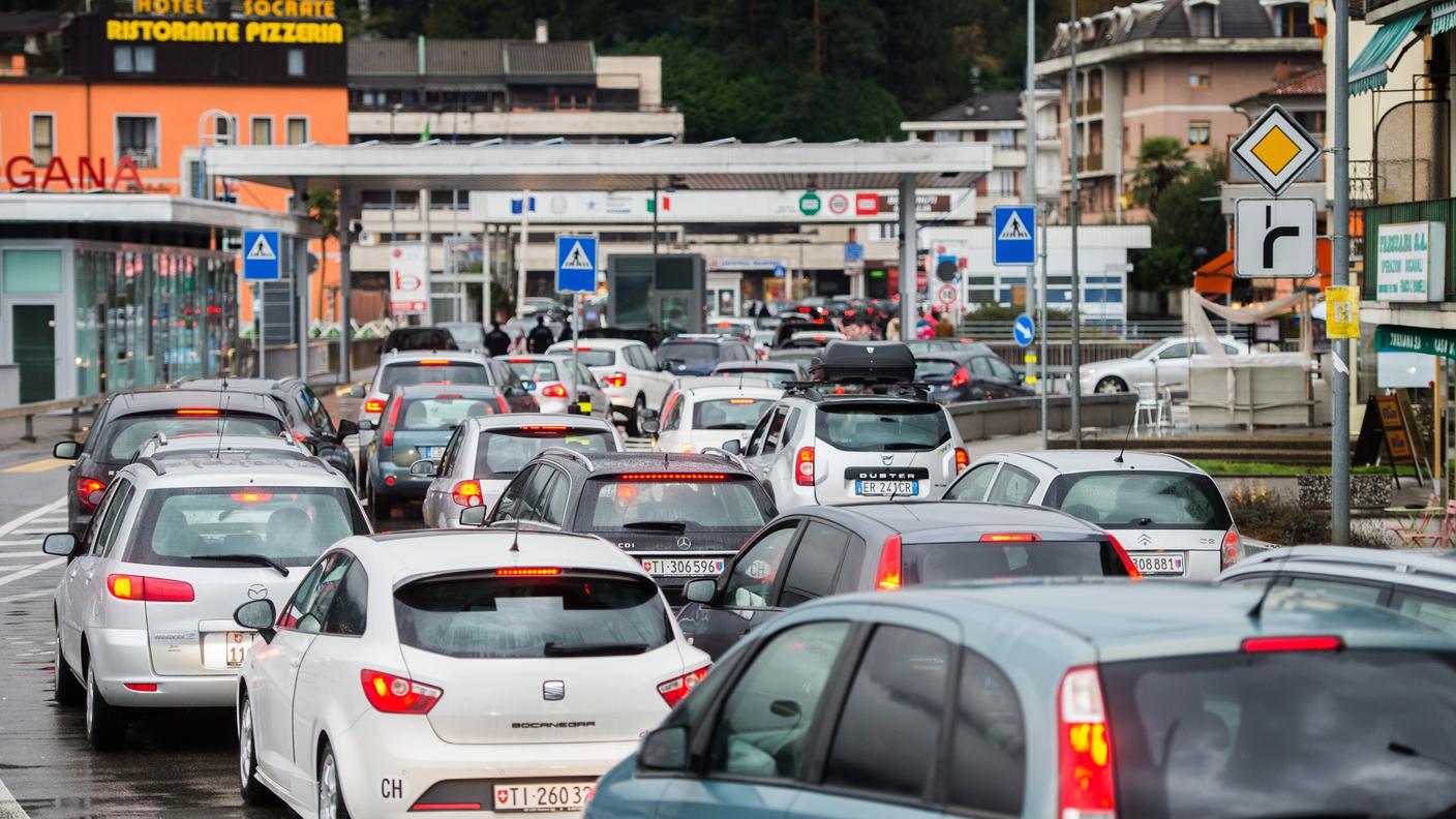 Il valico di Ponte Tresa sabato mattina
