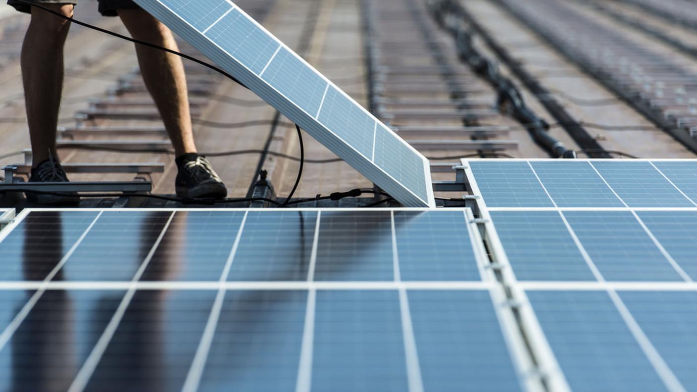 Grazie ai pannelli fotovoltaici applicati nel tetto e nelle facciate, basterà un'ora di sole in estate per un giorno