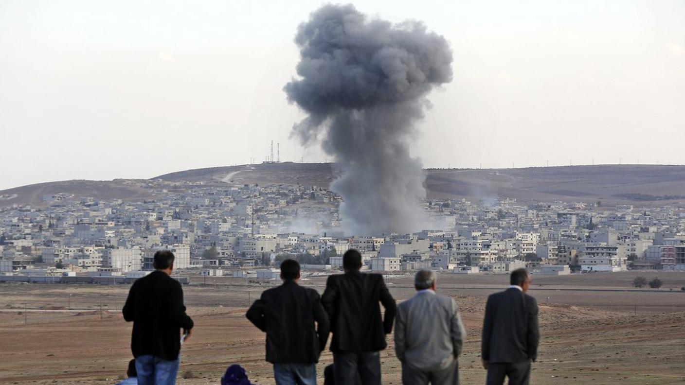 Abitanti di Kobane durante i combattimenti degli ultimi giorni